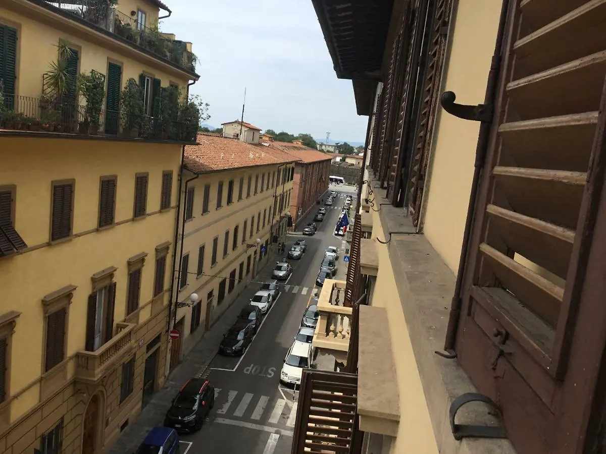 Istay - Santa Chiara Firenze 0*,  Italia